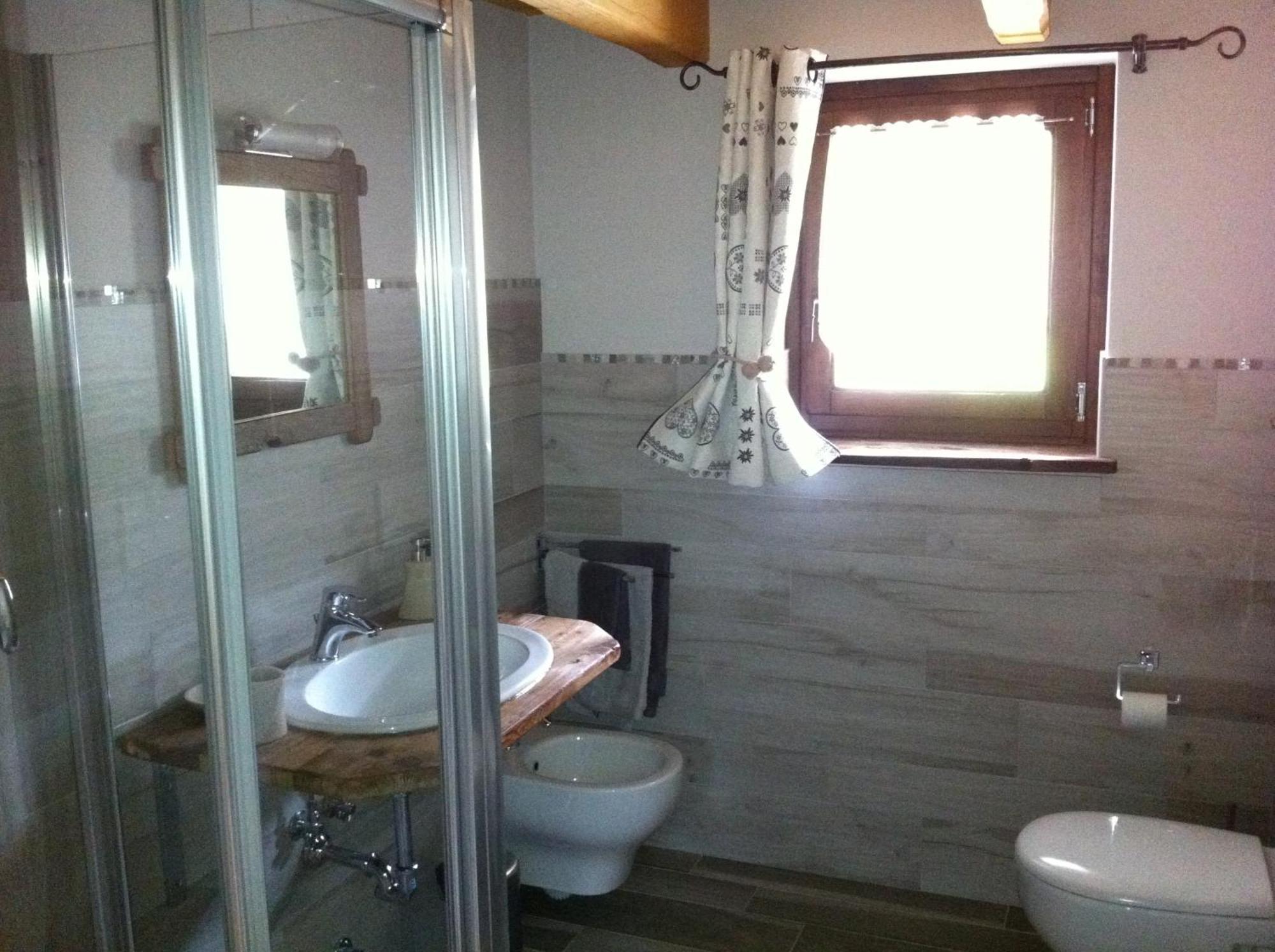 Bed and Breakfast Alpe Rebelle Bionaz Экстерьер фото