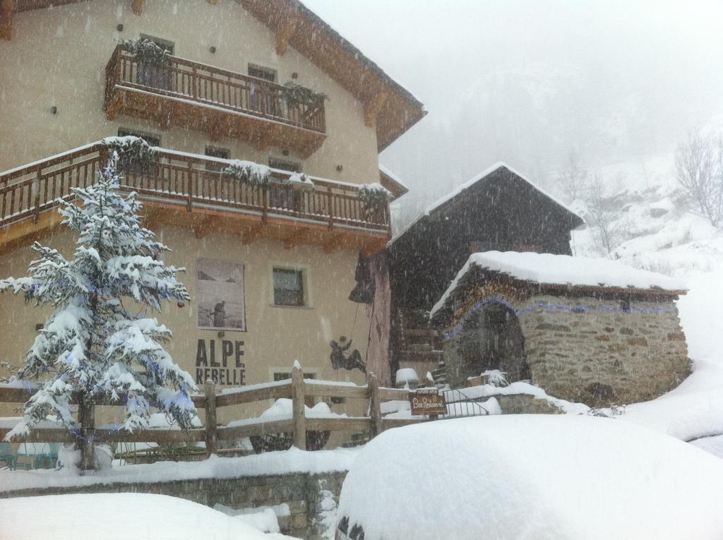 Bed and Breakfast Alpe Rebelle Bionaz Экстерьер фото