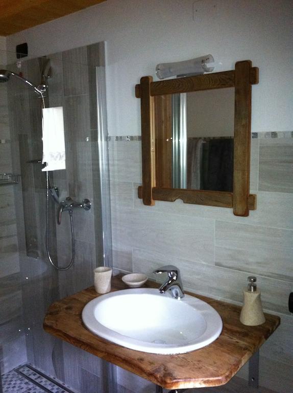 Bed and Breakfast Alpe Rebelle Bionaz Номер фото